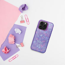 Заредете изображение във визуализатора на галерията – TUTTI FRUTTI Case for IPHONE 15 PRO violet
