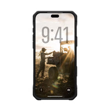 Заредете изображение във визуализатора на галерията – UAG Urban Armor Gear case Monach Pro compatible with MagSafe for IPHONE 18 Pro Max/17 Pro Max carbon fiber
