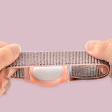 Заредете изображение във визуализатора на галерията – Tech-Protect Nylon Children's Strap for Apple AirTag - Pink
