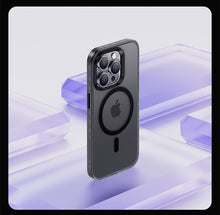 Заредете изображение във визуализатора на галерията – Benks Etui Magnetic Lucid Armor for Iphone 15 Plus black
