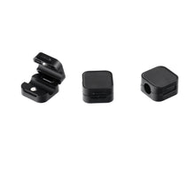 Заредете изображение във визуализатора на галерията – Blue Star PJ-OCZ7 magnetic cable organizer - black (3 pcs.)
