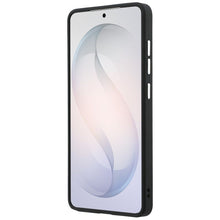 Заредете изображение във визуализатора на галерията – GUESS case for SAMSUNG S26 Ultra GUHMS26LPFGTSCMK (Fixed Glitter Triangle MagSafe) black
