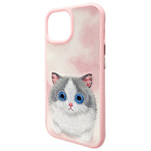Заредете изображение във визуализатора на галерията – NIMMY case BIG EYED PET 2.0 Cat for IPHONE 15 pink
