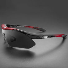 Заредете изображение във визуализатора на галерията – Rockbros 10001 polarizing cycling glasses - black and red
