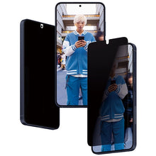 Заредете изображение във визуализатора на галерията – PanzerGlass Ultra-Wide Fit Privacy Tempered Glass with Positioner for Samsung Galaxy S24
