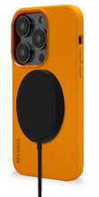 Заредете изображение във визуализатора на галерията – Decoded Silicone Case with MagSafe for iPhone 14 Pro - orange
