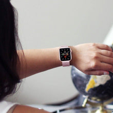 Заредете изображение във визуализатора на галерията – Tech-Protect MilaneseBand for Apple Watch 4 / 5 / 6 / 7 / 8 / 9 / SE (38/40/41 mm) - Silver
