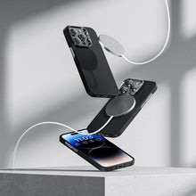 Заредете изображение във визуализатора на галерията – Benks Etui Magnetic Armor Air Kevlar Metal Frame 600D for Iphone 15 Plus black

