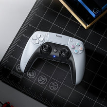 Заредете изображение във визуализатора на галерията – Wireless gamepad Hoco for PS4 / PS5 / PC GA1 white
