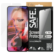 Заредете изображение във визуализатора на галерията – SAFE by PanzerGlass Ultra-Wide Fit tempered glass for Samsung Galaxy S24

