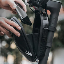 Заредете изображение във визуализатора на галерията – Rockbros bag 3011006301 for the handlebar of a bicycle or scooter 1.3 l - black

