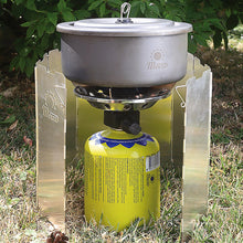 Заредете изображение във визуализатора на галерията – Wind shield for a camping stove burner - silver
