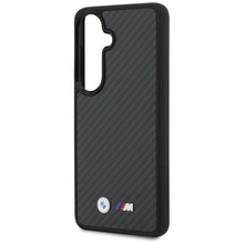 Заредете изображение във визуализатора на галерията – BMW case for SAMSUNG S26 BMHMS26S24CFMMK (Magnetic Kevlar W/ Logo) black
