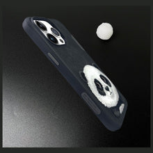 Заредете изображение във визуализатора на галерията – NIMMY case BIG EYED PET 2.0 Panda for IPHONE 15 Pro black
