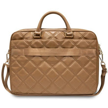 Заредете изображение във визуализатора на галерията – Guess Quilted 4G bag for a 16" laptop - brown
