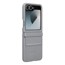 Заредете изображение във визуализатора на галерията – Samsung Kindsuit Case EF-VF741PJEGWW for Samsung Galaxy Z Flip 6 - gray
