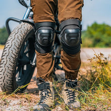 Заредете изображение във визуализатора на галерията – Rockbros 19230003001 knee pads - black
