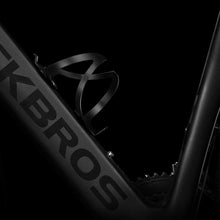 Заредете изображение във визуализатора на галерията – Rockbros 2017-11ABK bicycle water bottle holder - black
