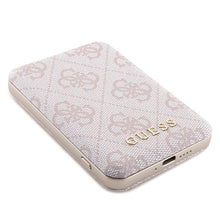 Заредете изображение във визуализатора на галерията – Guess 4G Metal Logo case set for iPhone 15 + 5000mAh MagSafe power bank - pink
