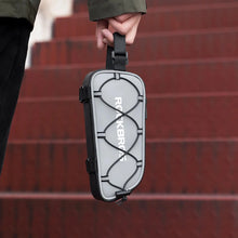 Заредете изображение във визуализатора на галерията – Rockbros 3012010901 bicycle bag for frame 0.9 l - silver
