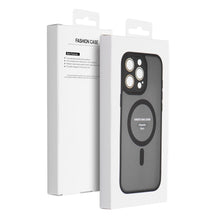 Заредете изображение във визуализатора на галерията – VARIETE MAG COVER Case compatible with MagSafe for IPHONE 17 PRO black
