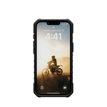 Заредете изображение във визуализатора на галерията – UAG Urban Armor Gear case PATHFINDER compatible with MagSafe for IPHONE 16e black
