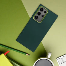 Заредете изображение във визуализатора на галерията – FRAME Case for SAMSUNG S26 Pro green
