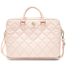 Заредете изображение във визуализатора на галерията – Guess Quilted 4G bag for a 16" laptop - pink
