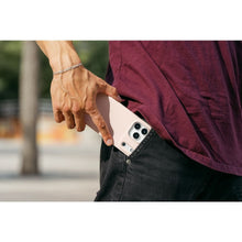 Заредете изображение във визуализатора на галерията – ZAGG case MANHATTAN SNAP compatible with MagSafe for IPHONE 17 Pro Max pink blush
