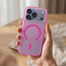 Заредете изображение във визуализатора на галерията – Case for iPhone 15 Aurora compatible with MagSafe pink
