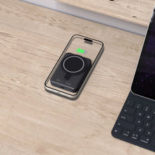 Заредете изображение във визуализатора на галерията – Tech-Protect LifeMag PB11 Powerbank with MagSafe 10000mAh 15W USB-C port - black + USB-C cable
