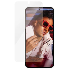 Заредете изображение във визуализатора на галерията – SAFE by PanzerGlass Ultra-Wide Fit tempered glass for Samsung Galaxy S24+
