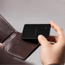 Заредете изображение във визуализатора на галерията – Locator compatible with Apple Find My Satechi Wallet Card shape ST-LFAWCK black
