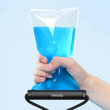 Заредете изображение във визуализатора на галерията – Baseus AquaGlide BS-PC030 case waterproof IPX8 with cylindrical clasp - black
