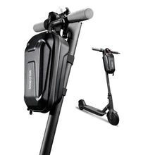 Заредете изображение във визуализатора на галерията – WILDMAN traveling bag for scooter waterproof 2L TS8 black

