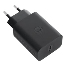 Заредете изображение във визуализатора на галерията – MOTOROLA original charger Type C 30W MC302 black bulk
