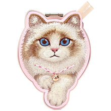Заредете изображение във визуализатора на галерията – NIMMY magnetic hanger DENIM FASHION RAGDOLL CAT pink
