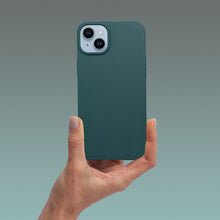 Заредете изображение във визуализатора на галерията – MATT case for IPHONE 16 dark green
