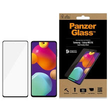 Заредете изображение във визуализатора на галерията – PanzerGlass E2E Regular tempered glass for Samsung Galaxy M53 - with black frame
