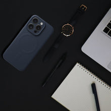 Заредете изображение във визуализатора на галерията – SILICONE MAG COVER (big hole) case compatible with MagSafe for IPHONE 16 Pro Max blue titanium
