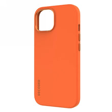 Заредете изображение във визуализатора на галерията – Decoded Silicone Case with MagSafe for iPhone 15 Plus - orange
