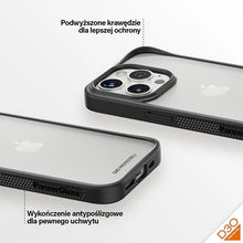 Заредете изображение във визуализатора на галерията – Military Grade Certified PanzerGlass ClearCase iPhone 15 Pro Case - Transparent &amp; Black
