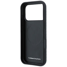 Заредете изображение във визуализатора на галерията – BMW case for IPHONE 18 Pro Max/17 Pro Max compatible with MagSafe (Carbon Metal Logo) black 
