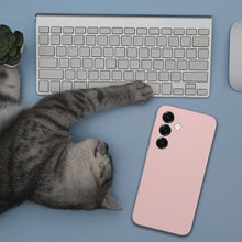 Заредете изображение във визуализатора на галерията – Case SILICONE 2mm for SAMSUNG S25 Edge compatible with MagSafe sand pink
