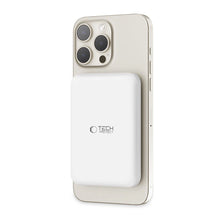 Заредете изображение във визуализатора на галерията – Tech-Protect LifeMag PB10 Powerbank with MagSafe 5000mAh 15W USB-C port - white + USB-C cable
