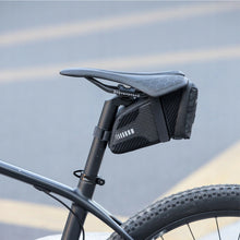 Заредете изображение във визуализатора на галерията – Rockbros C29-BK waterproof bicycle bag under the saddle - black
