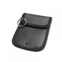 Заредете изображение във визуализатора на галерията – Tech-Protect V1 RFID cover for car keys - black carbon
