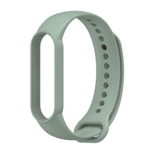 Заредете изображение във визуализатора на галерията – Tech-Protect IconBand strap for Xiaomi Mi Smart Band 5 / 6 / 7 / NFC - olive
