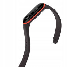Заредете изображение във визуализатора на галерията – Tech-Protect Smooth case for Xiaomi Mi Band 3/4 - black and red
