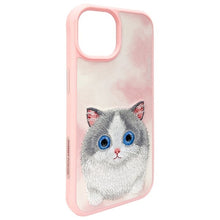 Заредете изображение във визуализатора на галерията – NIMMY case BIG EYED PET 2.0 Cat for IPHONE 15 pink
